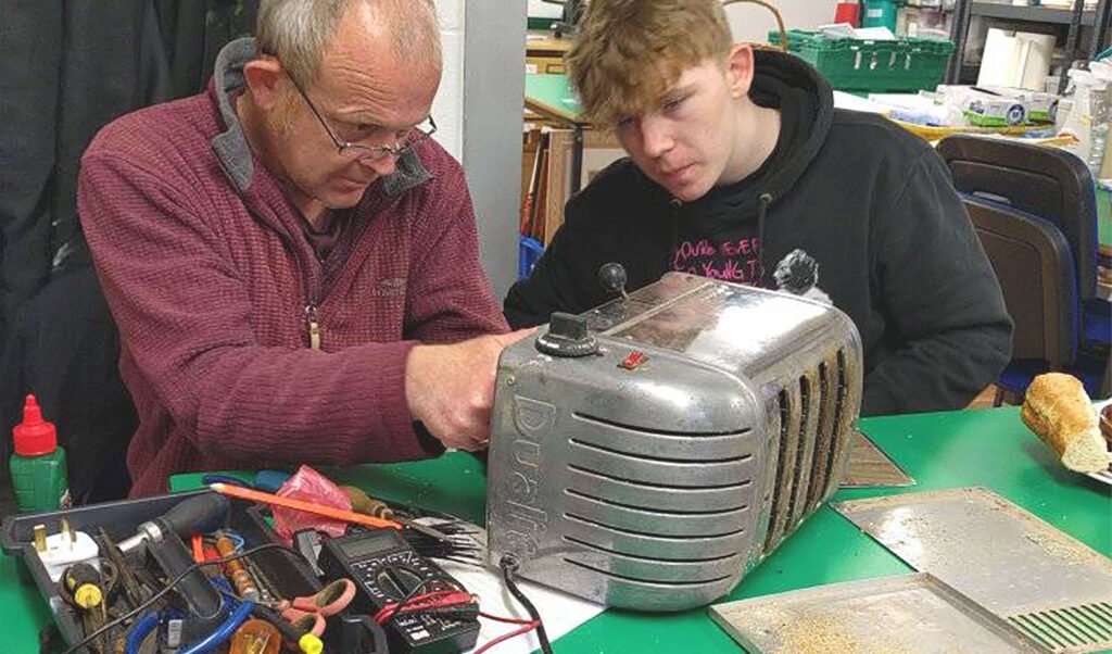 Simply Repair Electrical Repair Volunteers